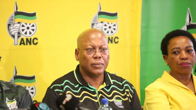 In KwaZulu-Natal, Mabuyakhulu discusses the ANC's revival strategy. 