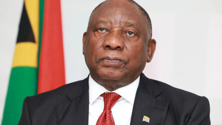 'High promises, dololo delivery' – Economist slams Ramaphosa for doing nothing